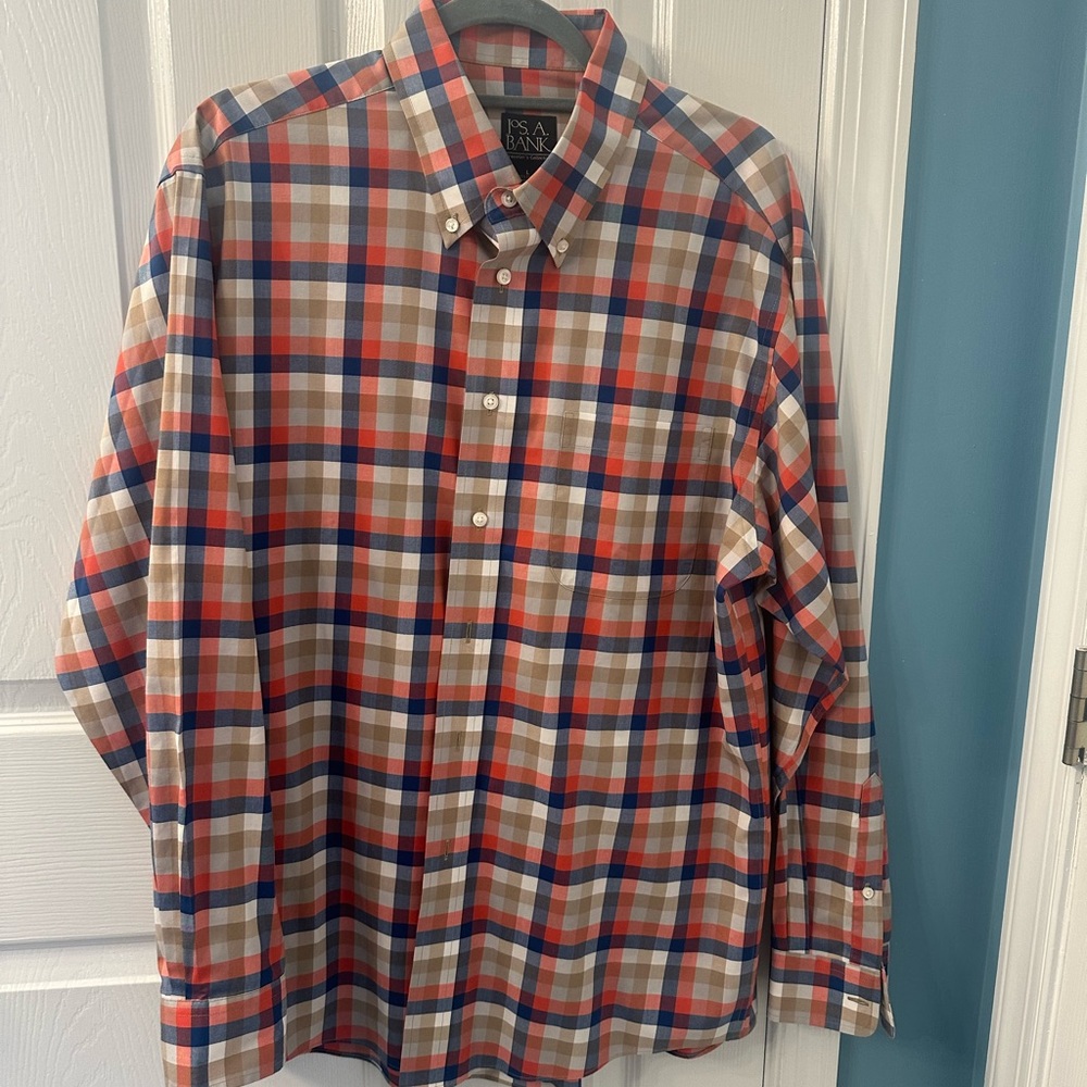 Men’s casual shirt